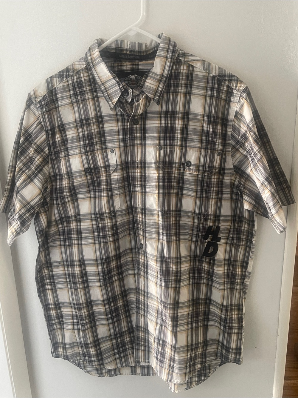 Harley-Davidson Plaid Short-Sleeve Button-Up in Beige, Black and White